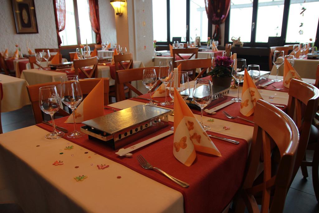 Hotel Restaurant Panorama Θουν Εξωτερικό φωτογραφία